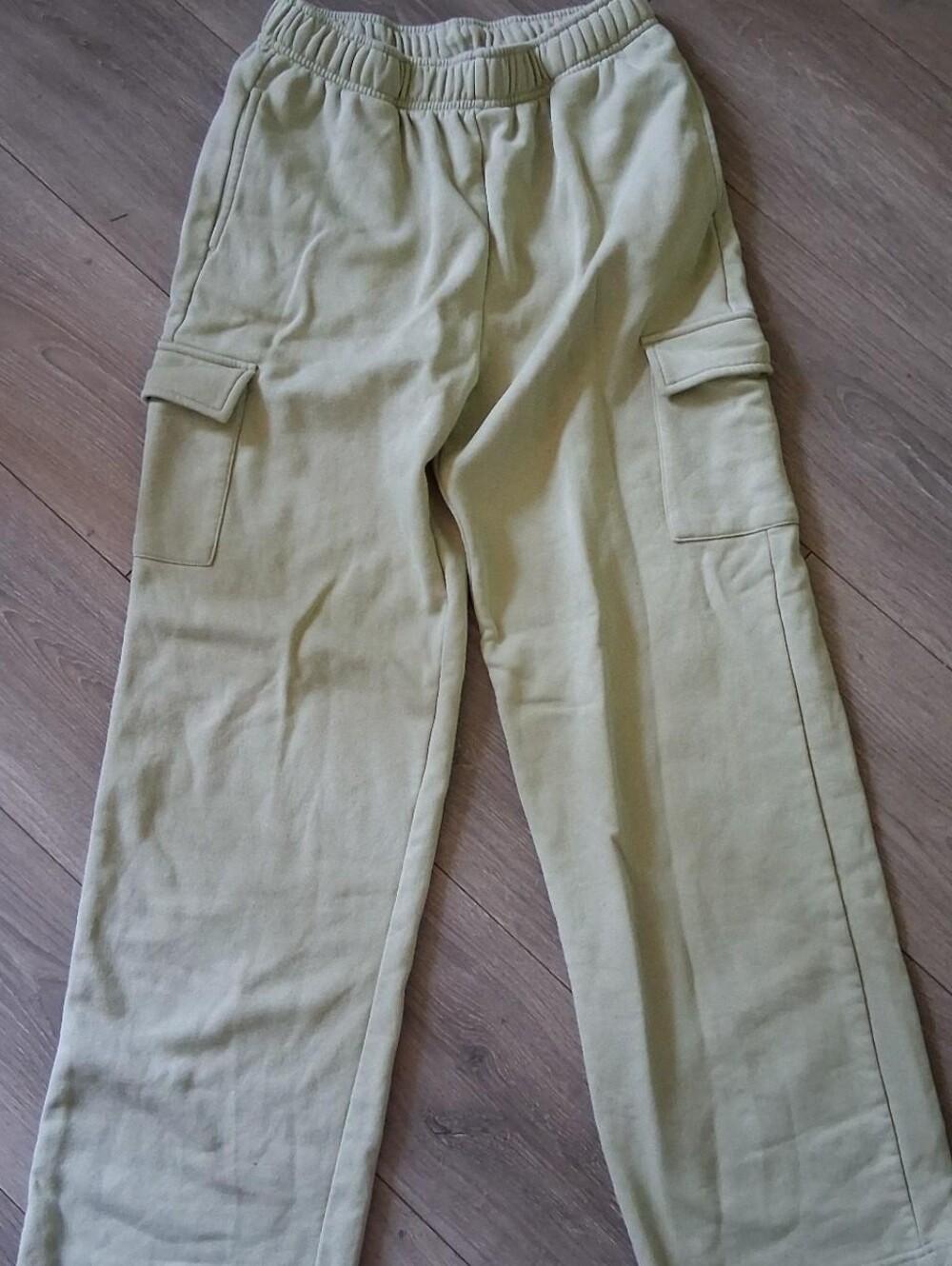 No Boundaries green fleece lined sweatpants with cargo pockets
